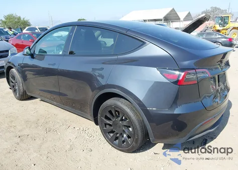 2025 Tesla Model Y Long Range Dual Motor All-Wheel Drive from USA, damaged, VIN 7SAYGDED9SF312634